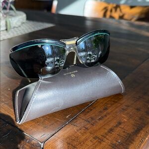 Vintage Renauld Black and Gold Sunglasses